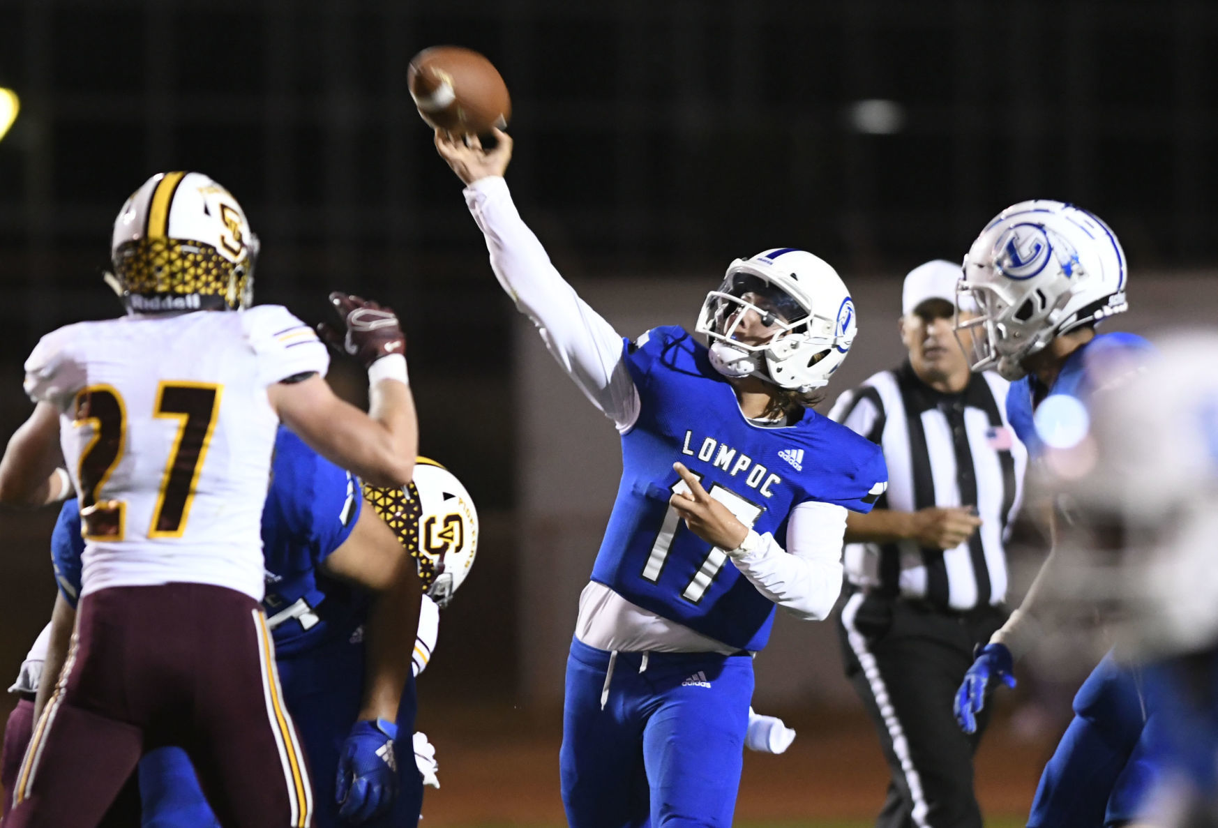 082319 Simi Lompoc football 03.jpg